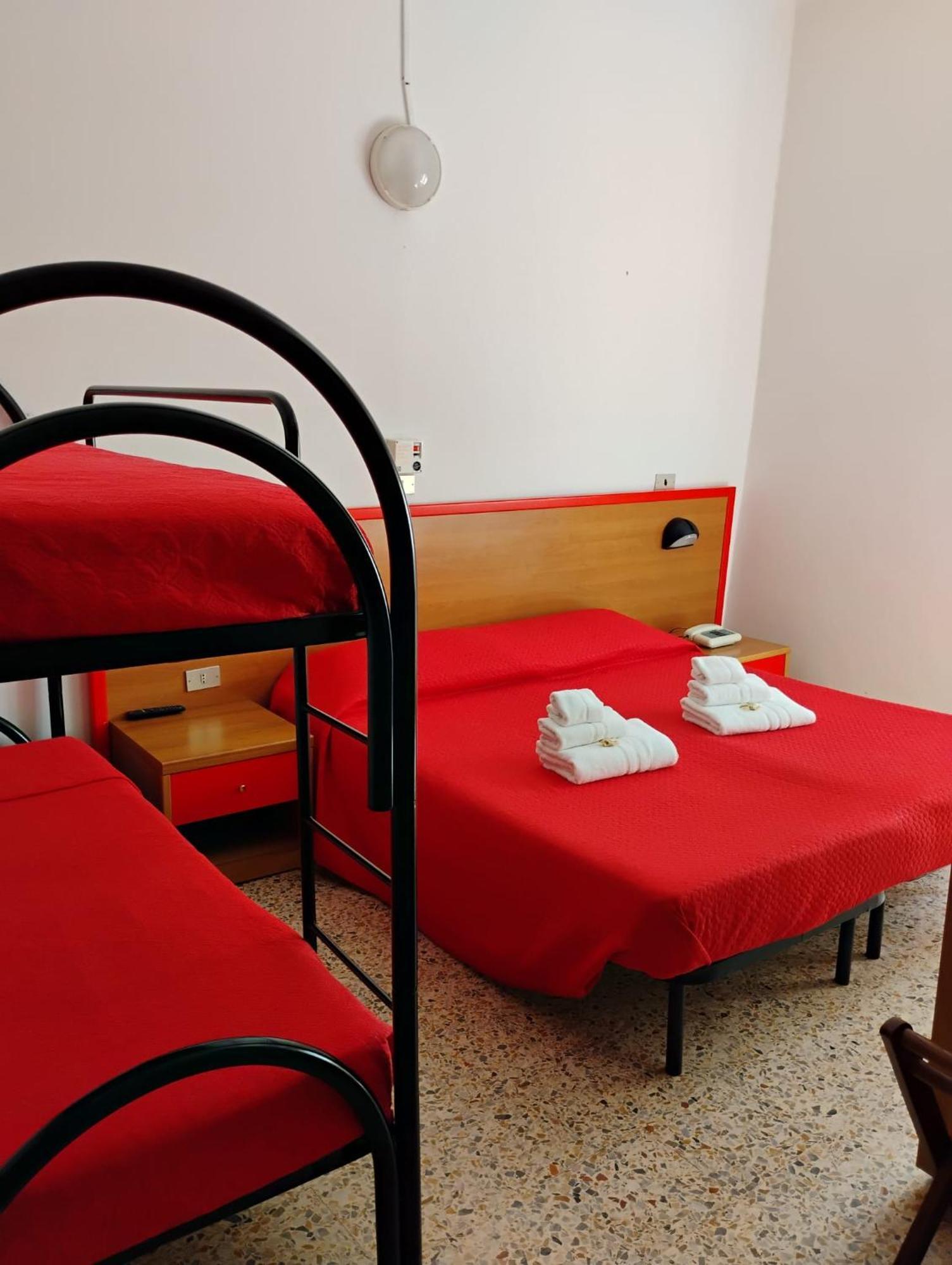 Hotel San Paolo Varazze Bagian luar foto